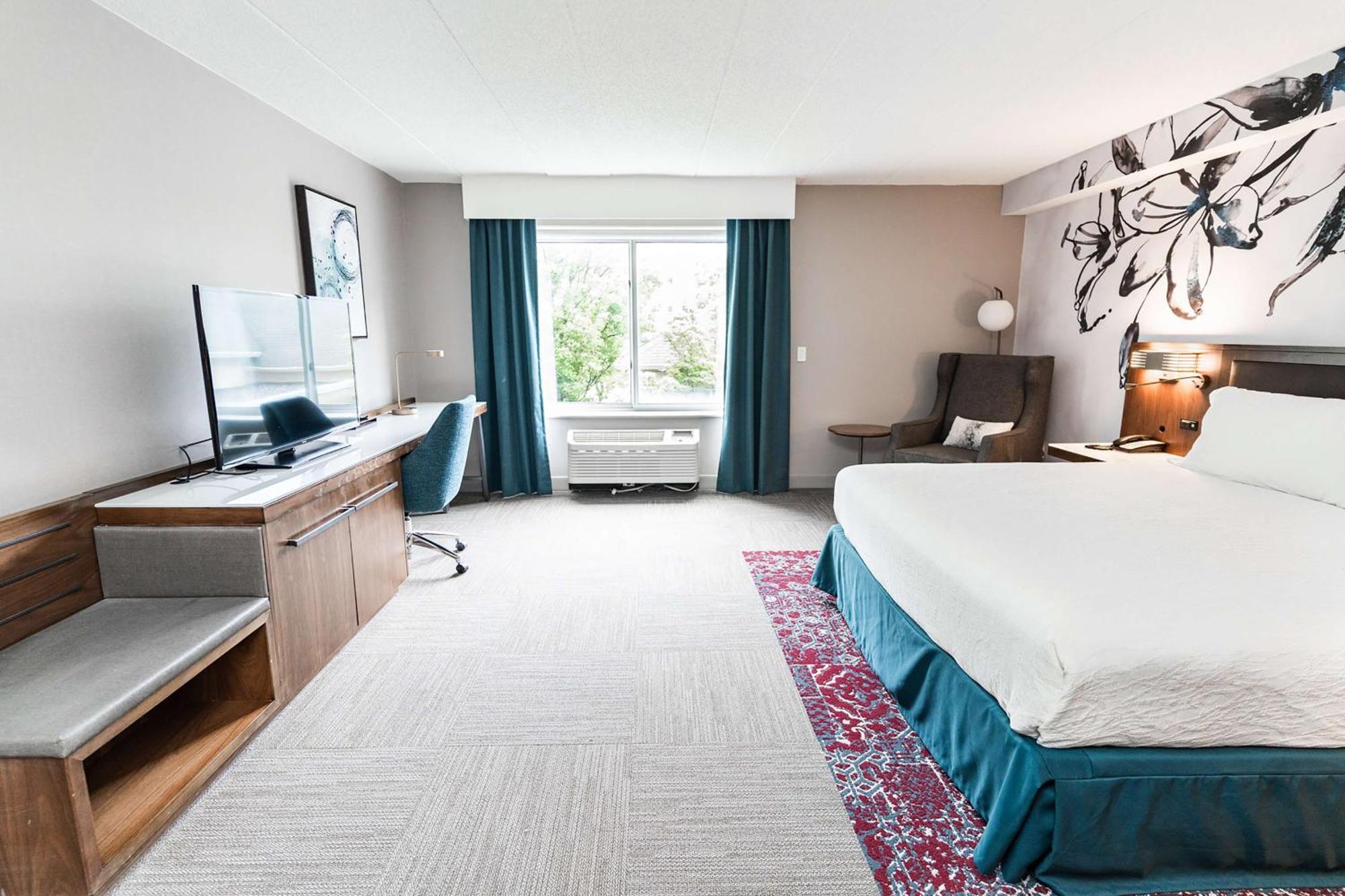 Hilton Garden Inn Fairfax Exterior photo